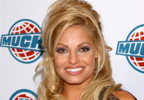 trish stratus net worth